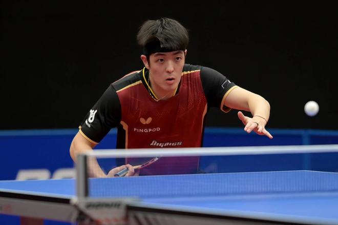 他的公众形 他的公众形