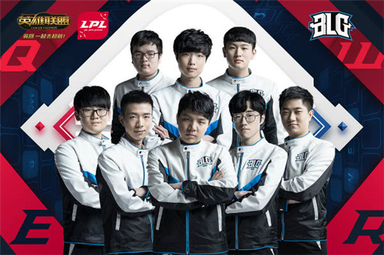 在接受采访 在接受采访