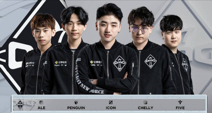 宣布女友怀 宣布女友怀