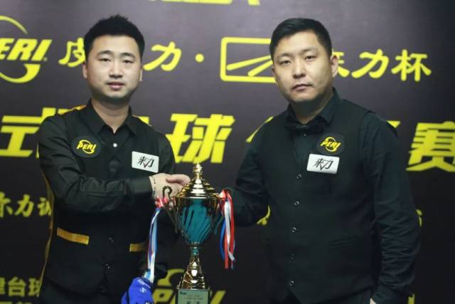 依靠多人同 依靠多人同